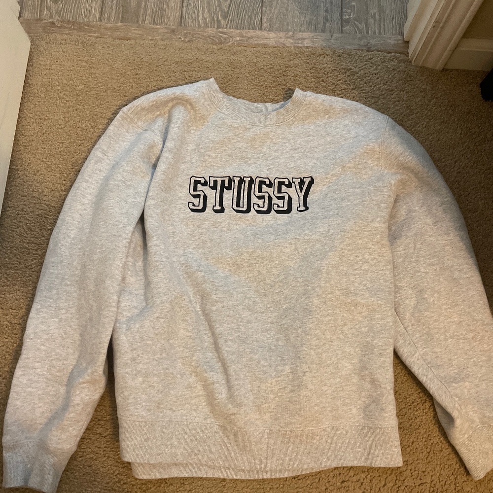 Men’s stussy sweatshirt